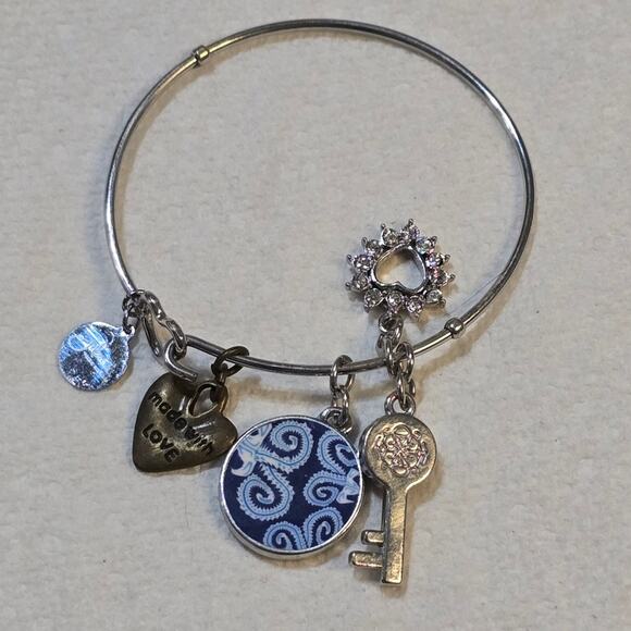 Jilzarah Charm Heart Crystal Jeweled Bracelet - Picture 1 of 7
